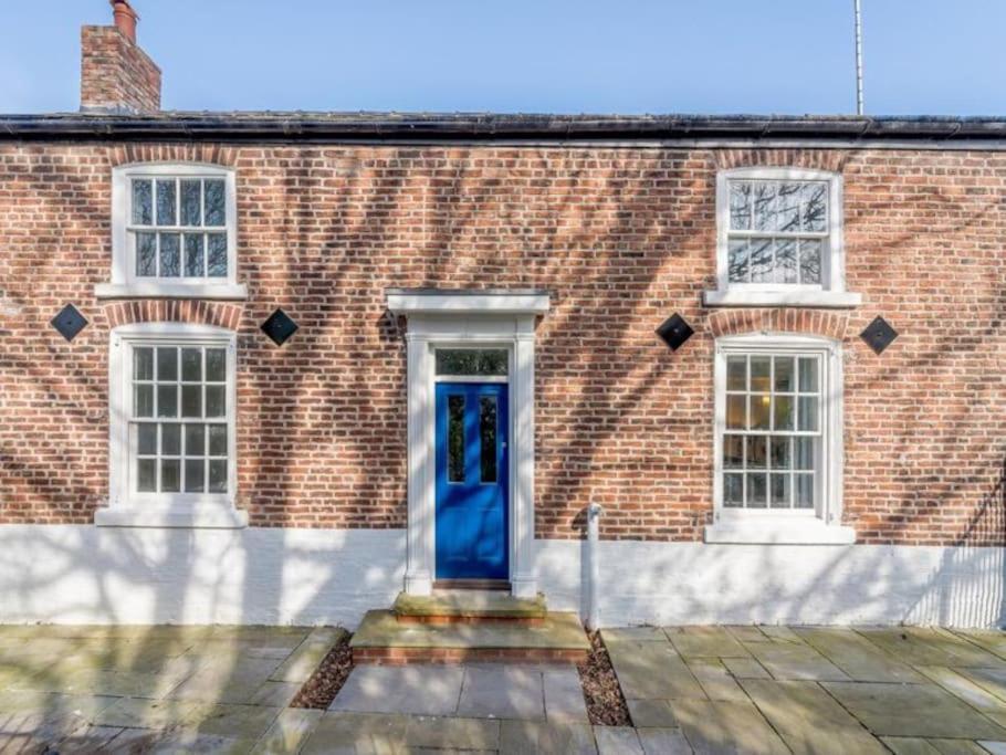 Welcoming Luxury In A Grade II Listed Building Chester Exterior foto
